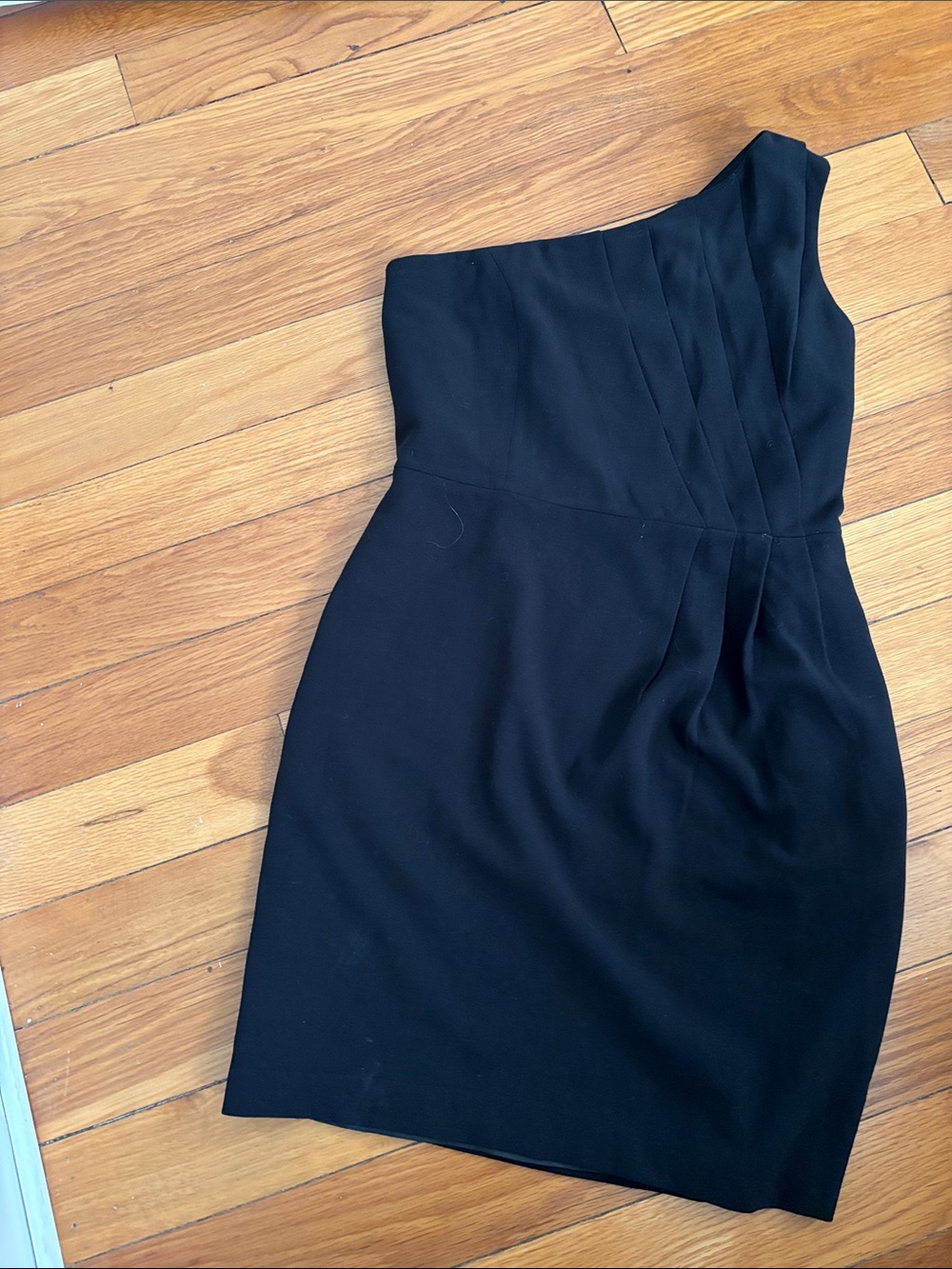 Elegant One-Shoulder Black Cocktail Dress